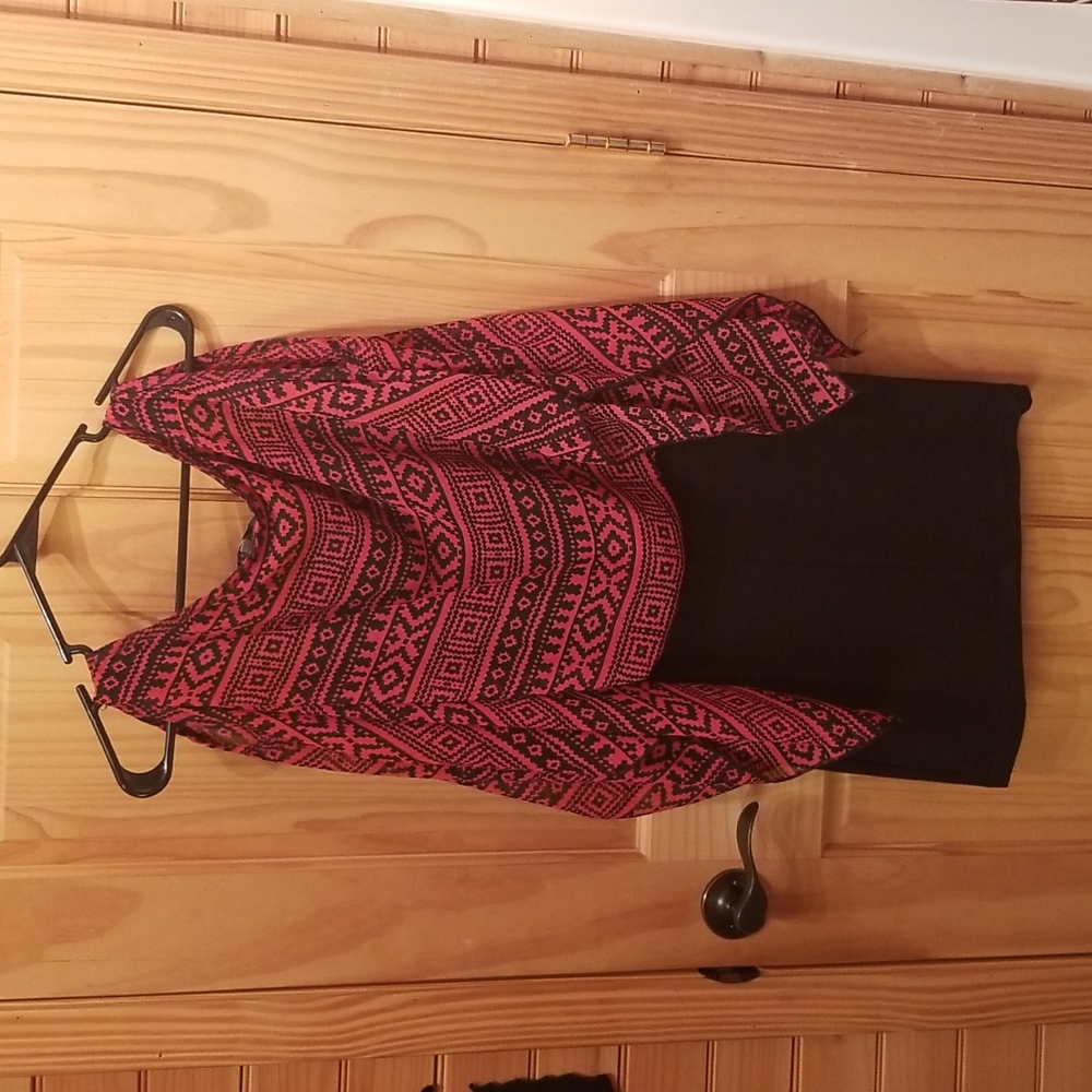 Medium BAILEYGIRL Cold Shoulder Handkerchief Dress. - Picture 2 of 8